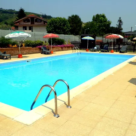 Residence Le Betulle Cisterna dʼAsti